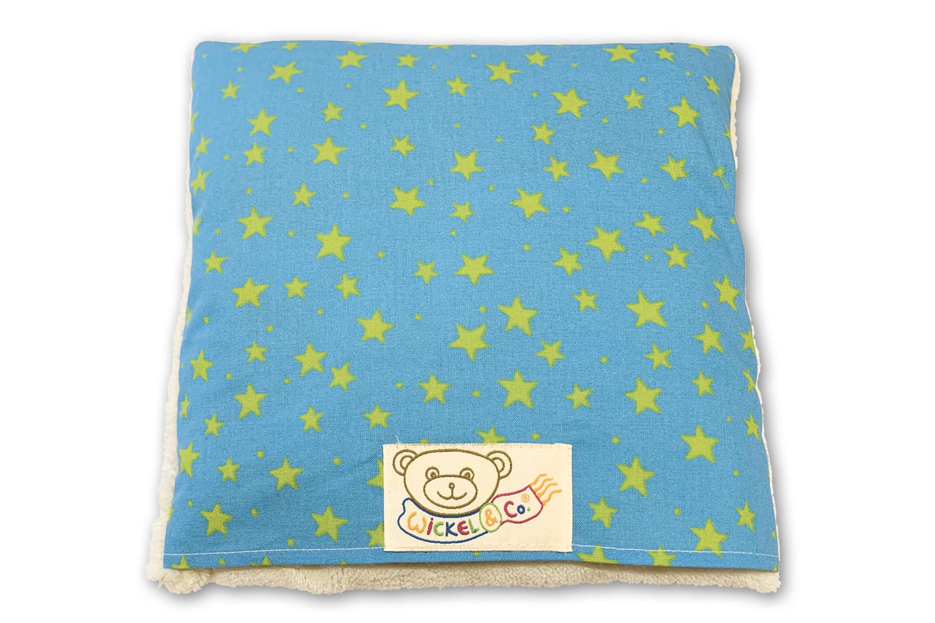 Cuddly pillow with plush and healing wool