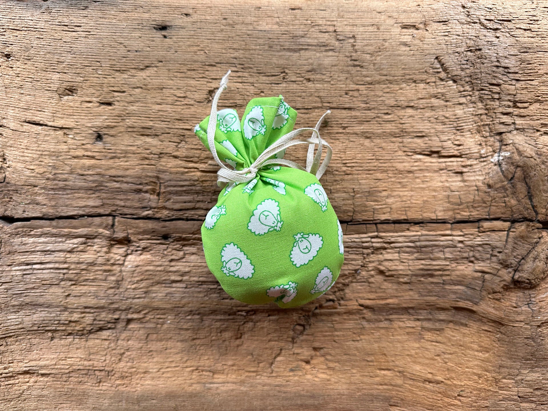 Aroma and herb pouches