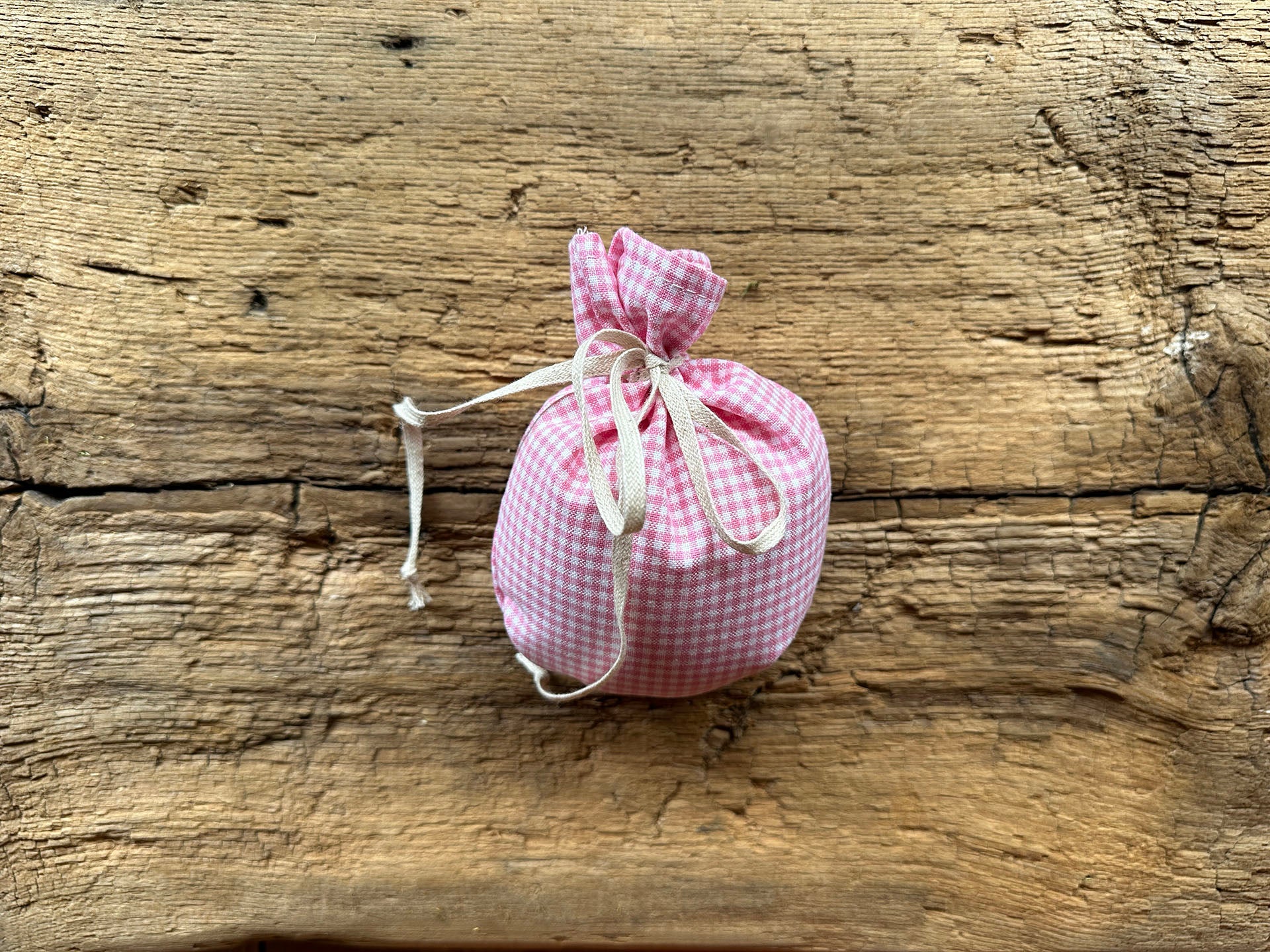 Aroma and herb pouches